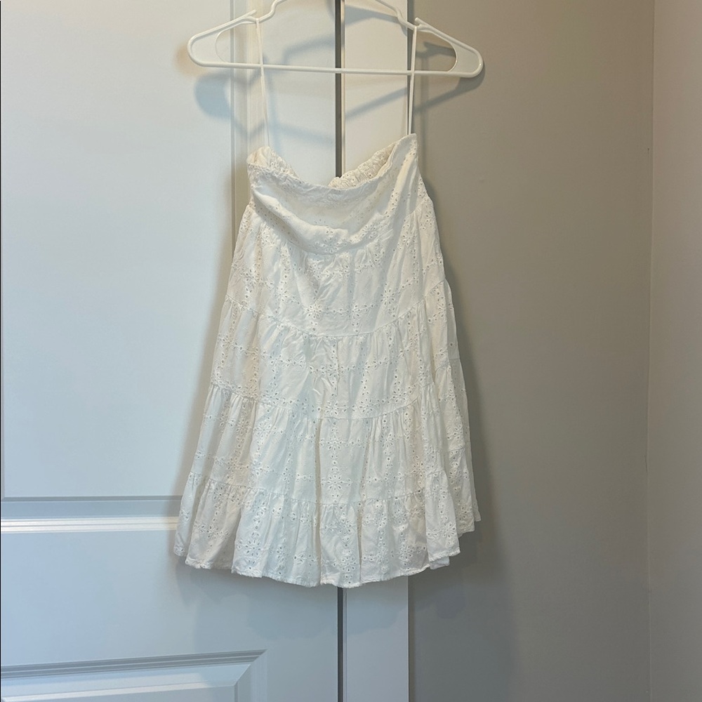 Elegant White Lace Mini Dress